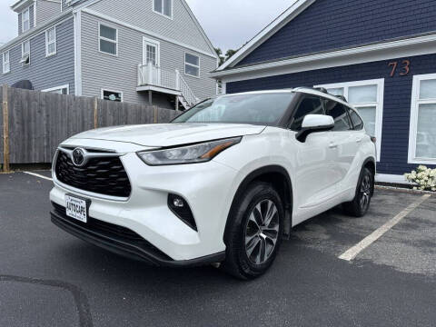 2020 Toyota Highlander for sale at Auto Cape in Hyannis MA