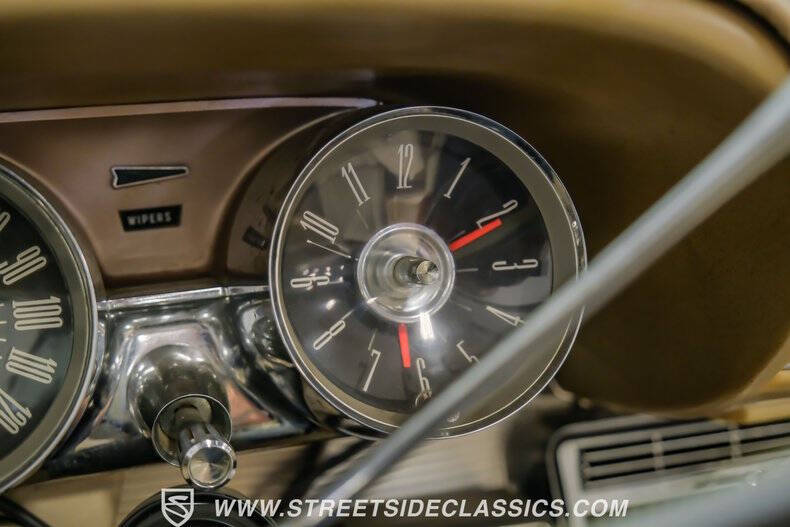 1962 Ford Thunderbird