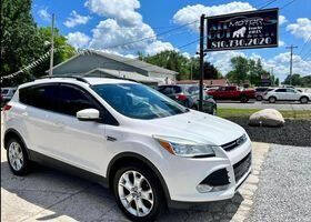 2013 Ford Escape SEL photo 2