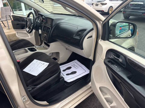2013 Dodge Grand Caravan Crew