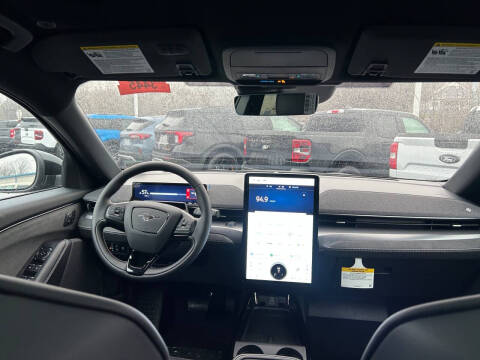 2025 Ford Mustang Mach-E GT