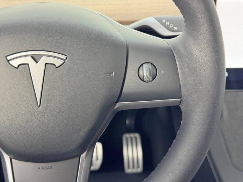 2024 Tesla Model Y Performance