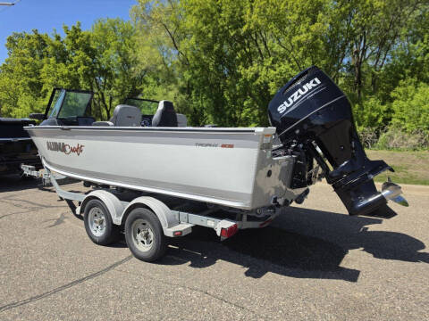 2023 Alumacraft Trophy 205