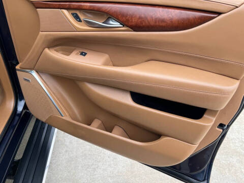 2017 Cadillac Escalade ESV Platinum