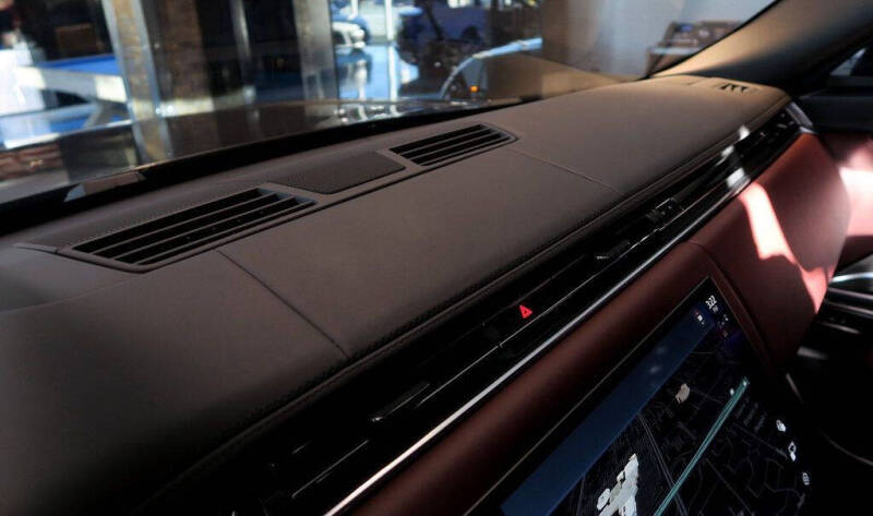 2023 Land Rover Range Rover P530 Autobiography