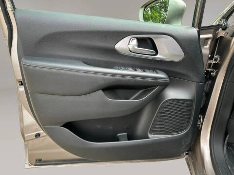 2018 Chrysler Pacifica Touring L Plus