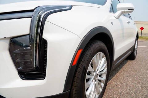 2024 Cadillac XT4 Luxury