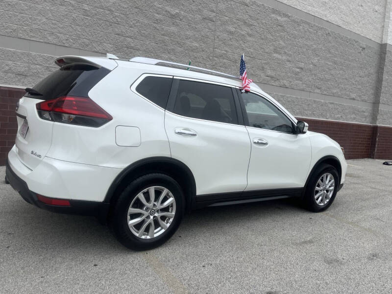 2018 Nissan Rogue SV