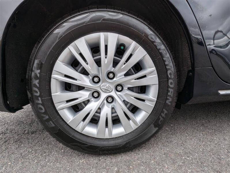 2014 Toyota Camry Hybrid LE