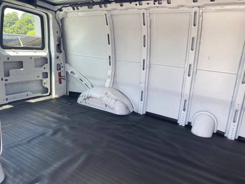 2019 Chevrolet Express 2500