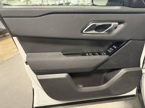 2024 Land Rover Range Rover Velar P250 Dynamic SE