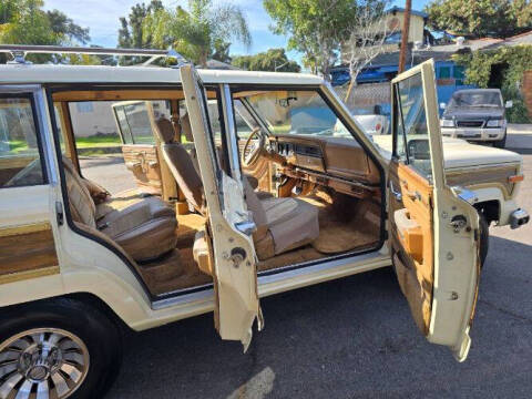 1986 Jeep Grand Wagoneer