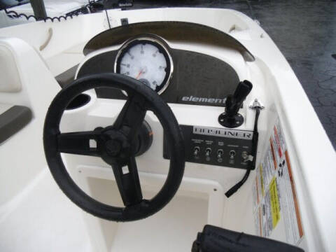 2019 Bayliner Element E18