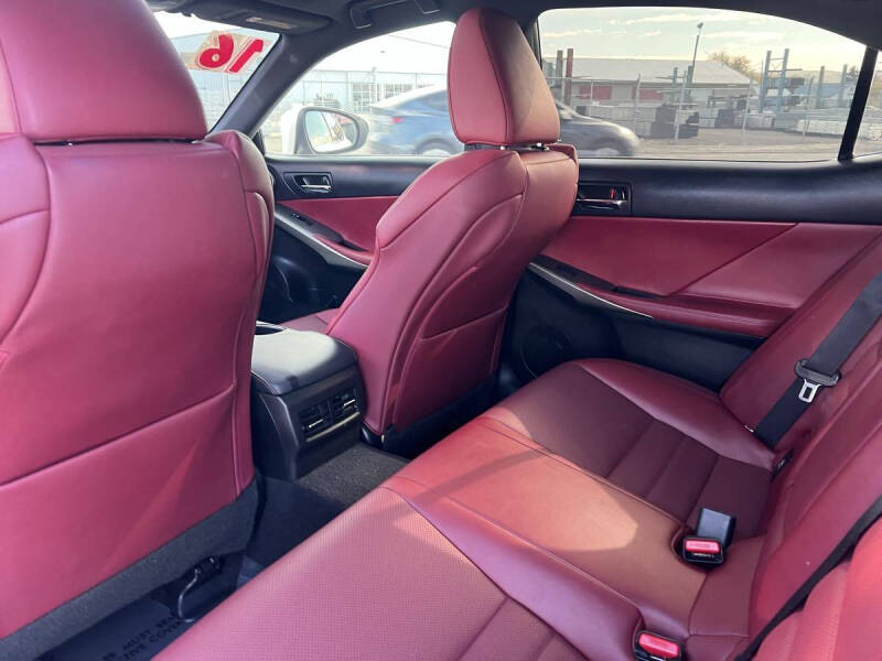 2016 Lexus IS 200t