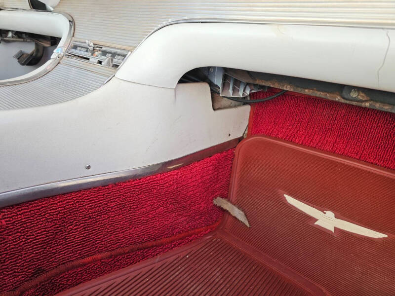 1961 Ford Thunderbird