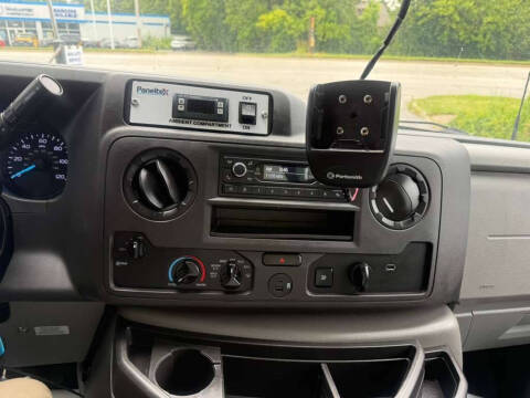 2024 Ford E-Series