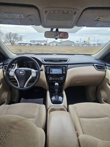 2016 Nissan Rogue SL