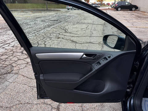 2014 Volkswagen Golf 2.5L PZEV