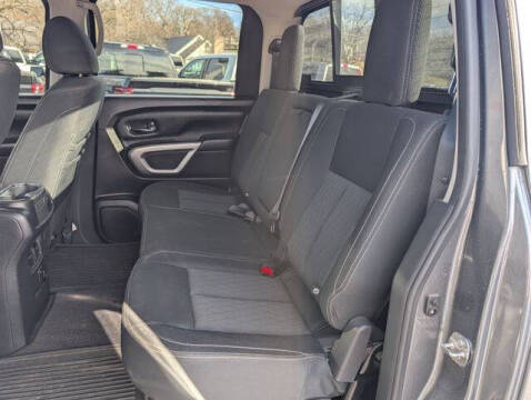 2018 Nissan Titan SV