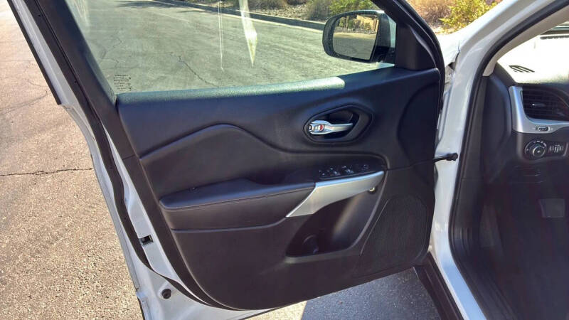 2018 Jeep Cherokee Latitude Plus