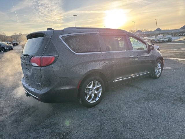 2017 Chrysler Pacifica for sale at Mid-State Pre-Owned in Beckley, WV