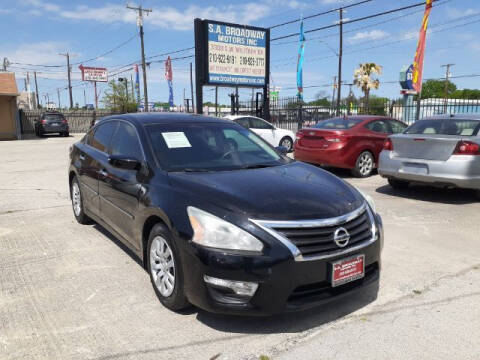 2015 Nissan Altima for sale at S.A. BROADWAY MOTORS INC in San Antonio TX
