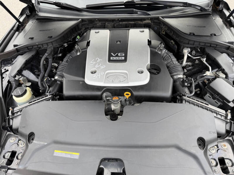 2015 Infiniti Q50 Premium