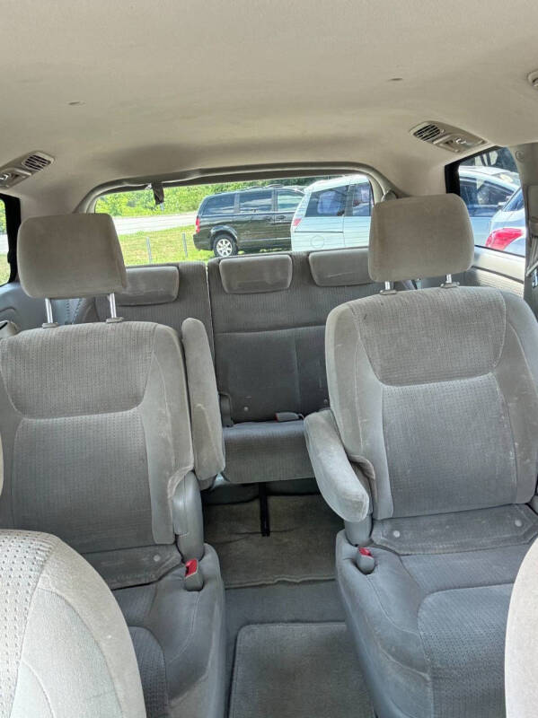 2007 Toyota Sienna LE photo 7