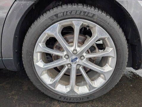 2016 Ford Taurus Limited