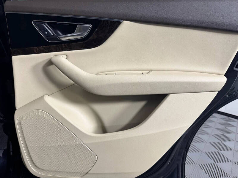 2017 Audi Q7 3.0T quattro Premium Plus