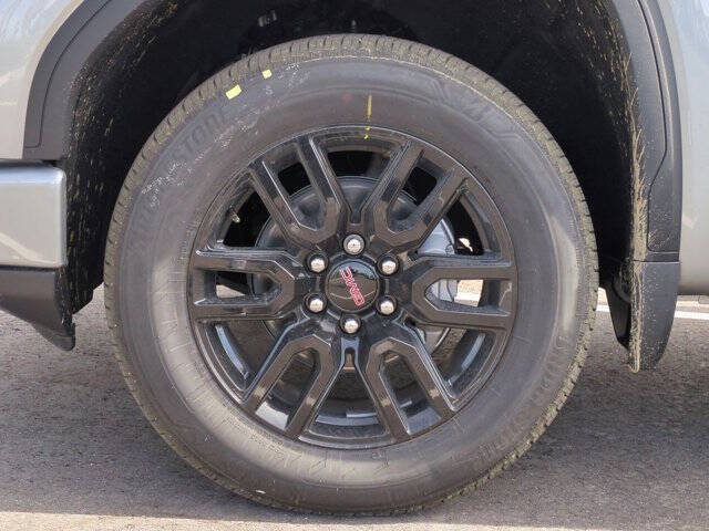 2026 GMC Sierra 1500 Elevation Standard