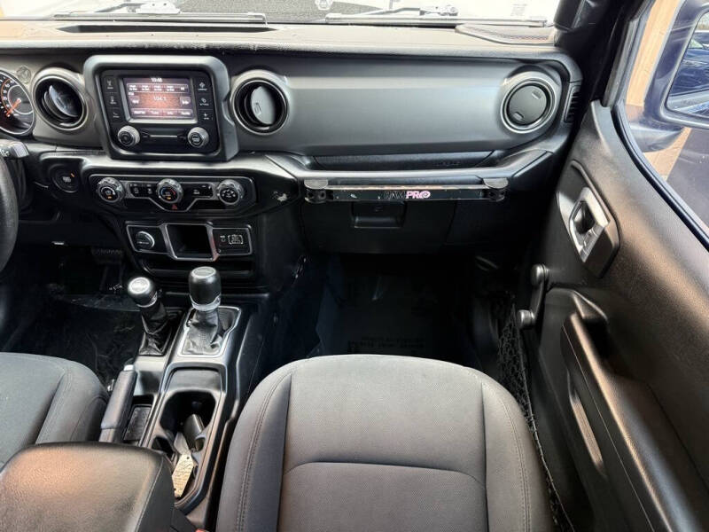 2020 Jeep Gladiator Sport