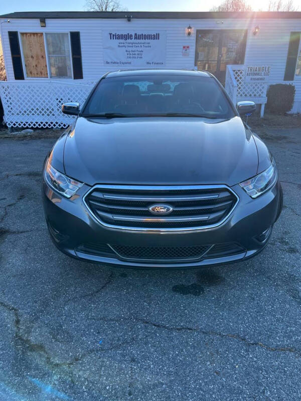 2015 Ford Taurus Limited photo 3