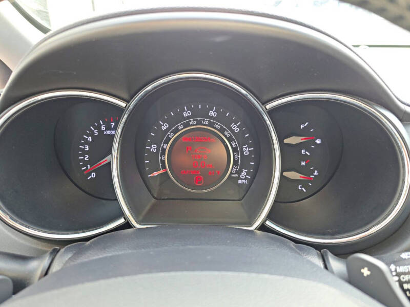 2013 Kia Rio 5-Door SX