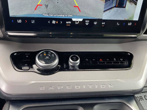 2025 Ford Expedition MAX Active