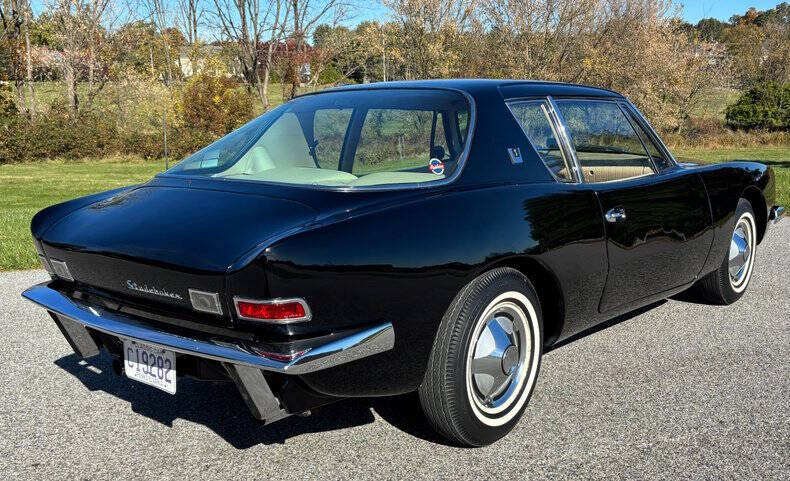 1963 Studebaker Avanti