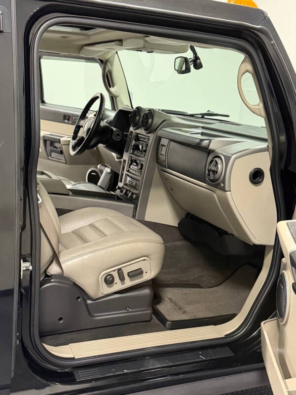 2004 HUMMER H2