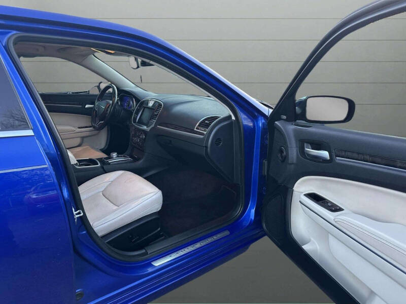 2018 Chrysler 300 Limited