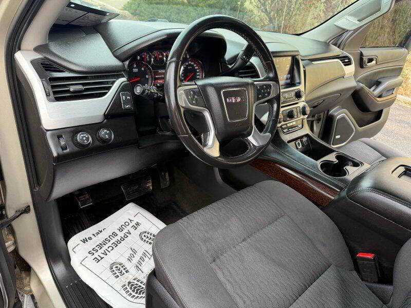 2016 GMC Yukon XL SLE