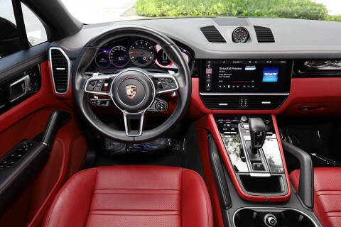 2021 Porsche Cayenne Coupe