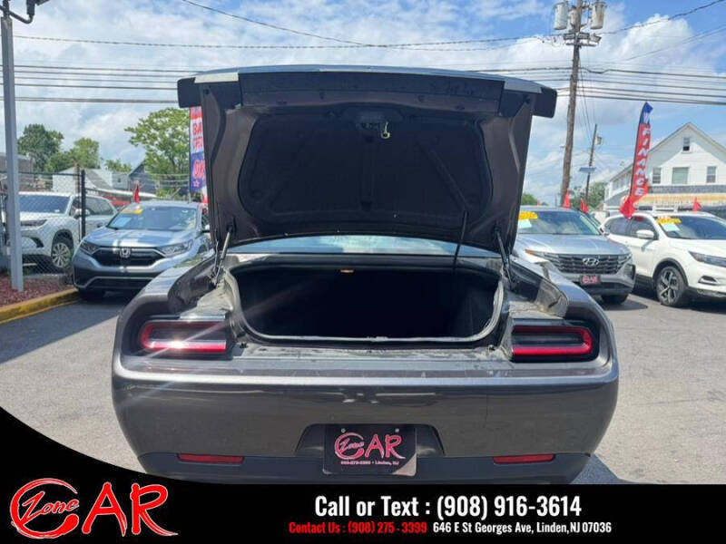 2023 Dodge Challenger SXT