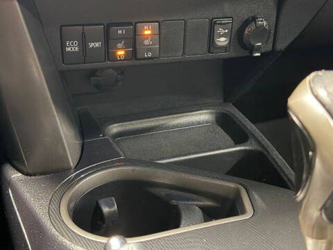 2016 Toyota RAV4 SE