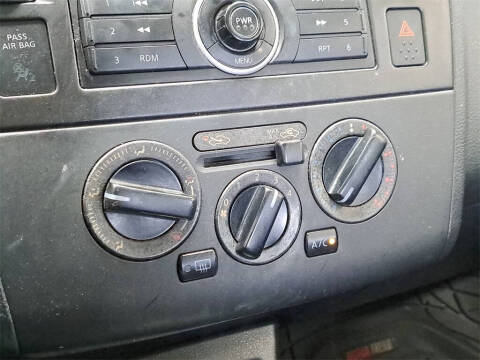 2009 Nissan Versa 1.8 S