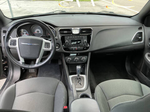 2011 Chrysler 200 Touring