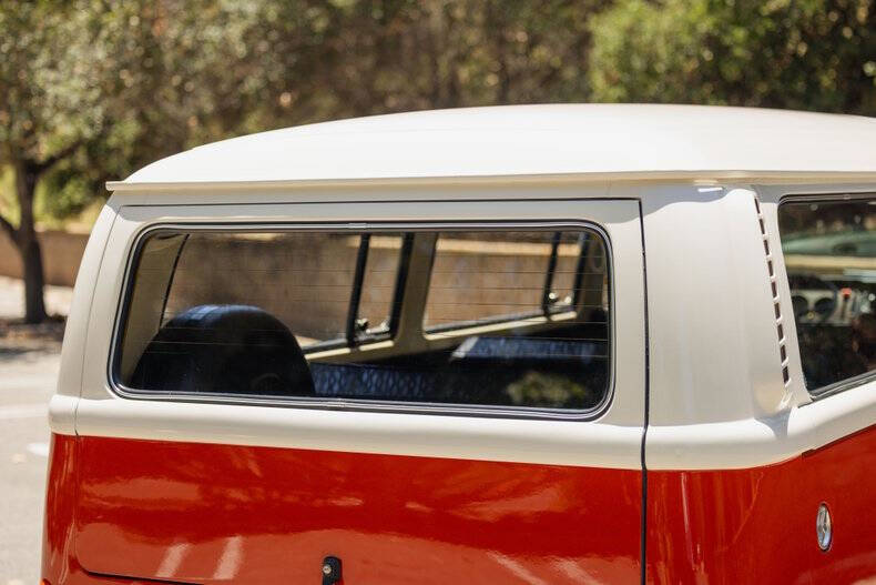 1975 Volkswagen Type 2
