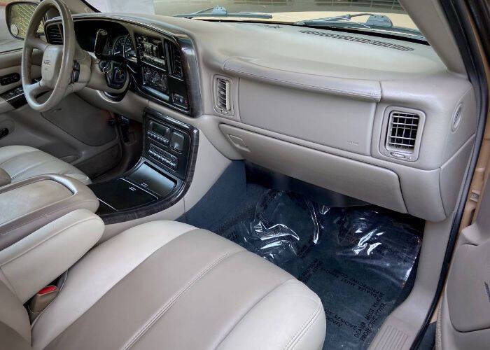 2001 GMC Yukon Denali