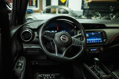2024 Nissan Kicks SR
