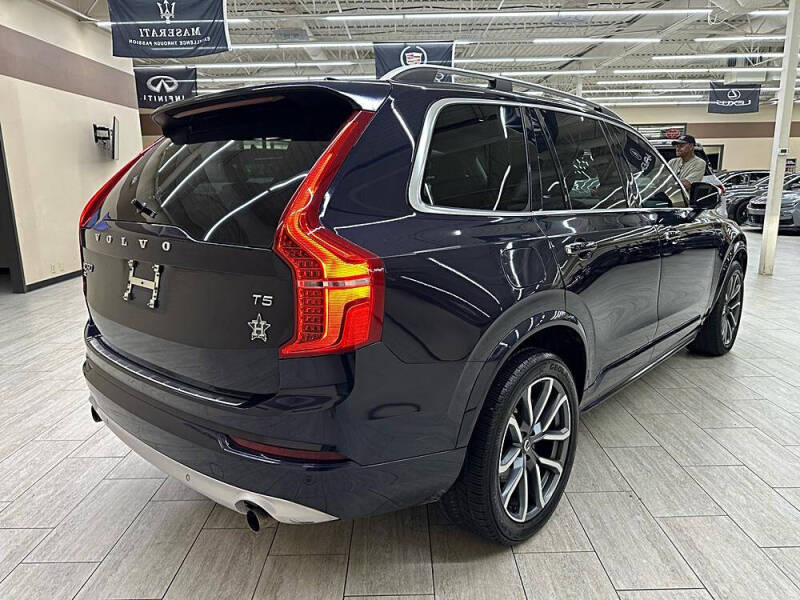 2019 Volvo XC90 T5 Momentum