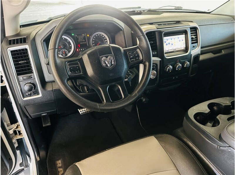 2013 RAM 1500 SLT