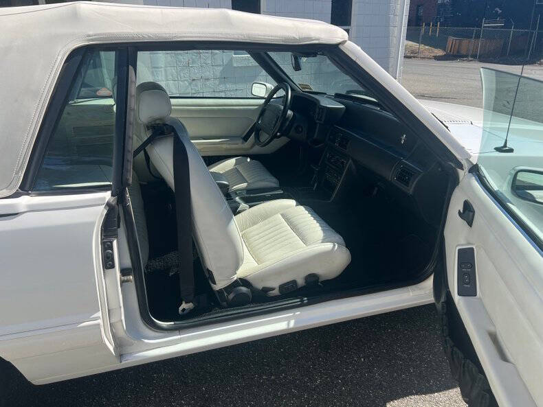 1993 Ford Mustang LX 5.0